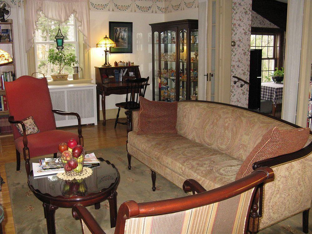 Genesee Country Inn B&B Mumford Екстер'єр фото