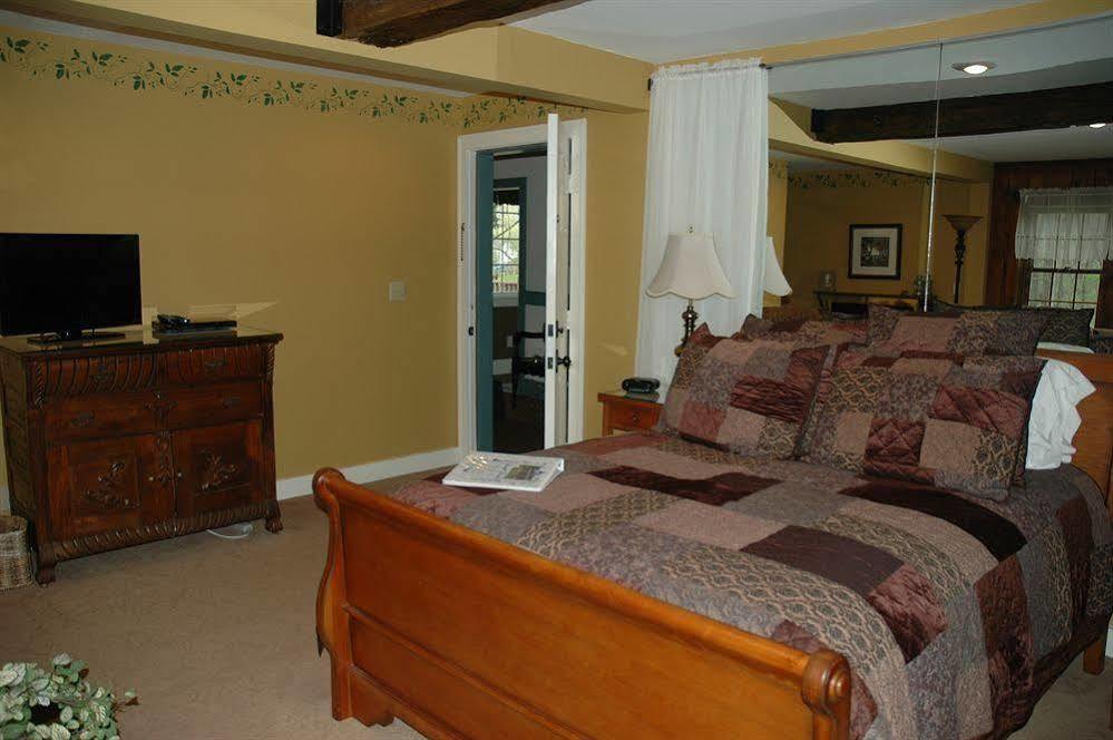 Genesee Country Inn B&B Mumford Екстер'єр фото