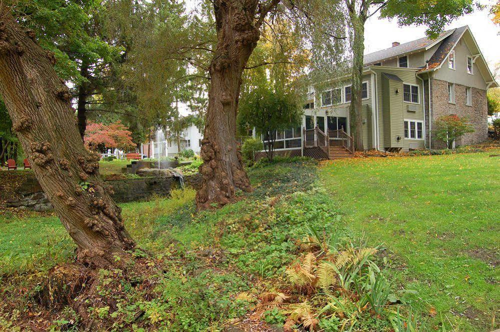 Genesee Country Inn B&B Mumford Екстер'єр фото